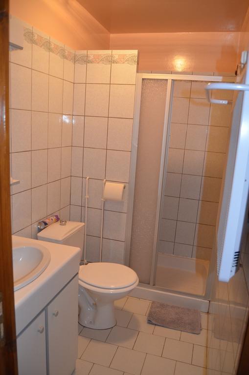 Chambres D'Hotes & Champagne Douard La Chapelle-Monthodon Exterior foto